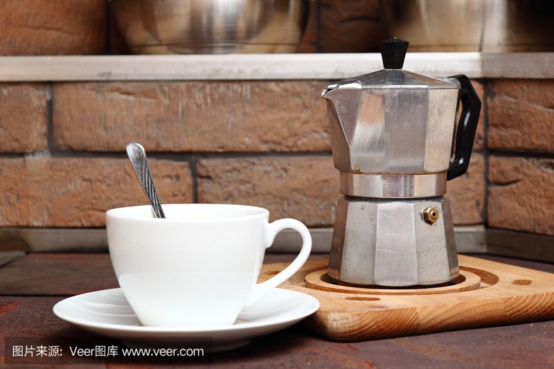 精品咖啡,顾名思义,就是追求极致品质与风味的咖啡。